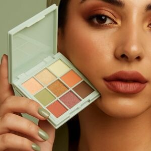 🆕️Mystic Earth Eyeshadow Palette